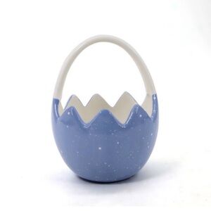 New Target Bullseye Playground Easter Blue & White Cracked Egg Ceramic Basket